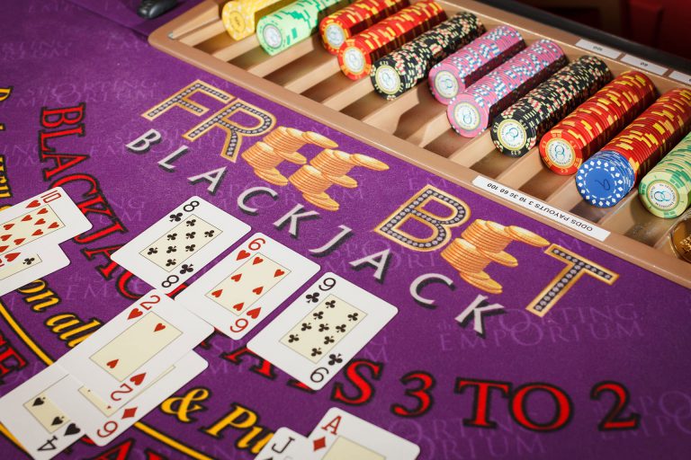 Purple Free Bet Blackjack Table